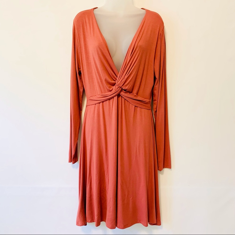 Francesca's Alya Twist Front Dress Burnt orange NEW